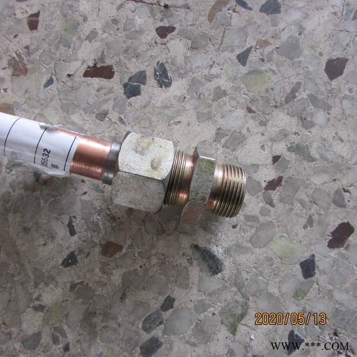 **徐工XP263壓路機配件800936868-RT.13-03CU空壓機接管